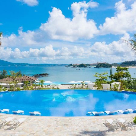 Halekulani Okinawa Hotel Онна Екстериор снимка