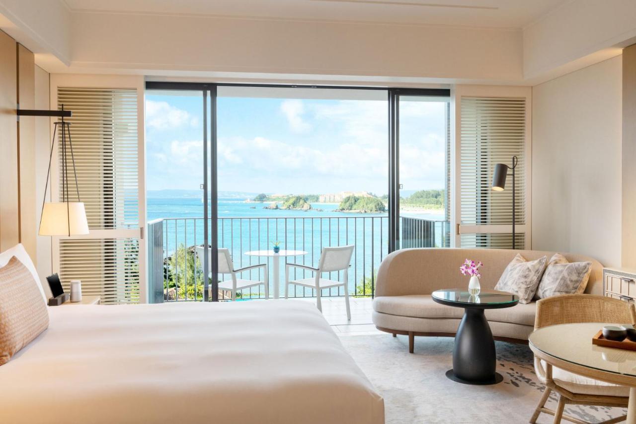 Halekulani Okinawa Hotel Онна Екстериор снимка