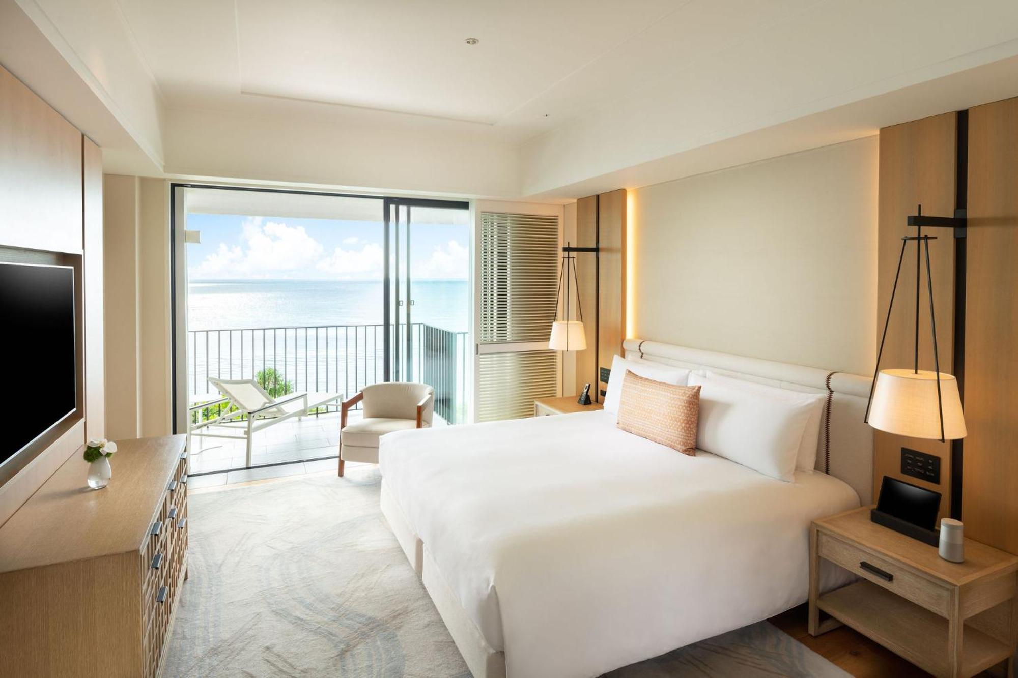 Halekulani Okinawa Hotel Онна Екстериор снимка