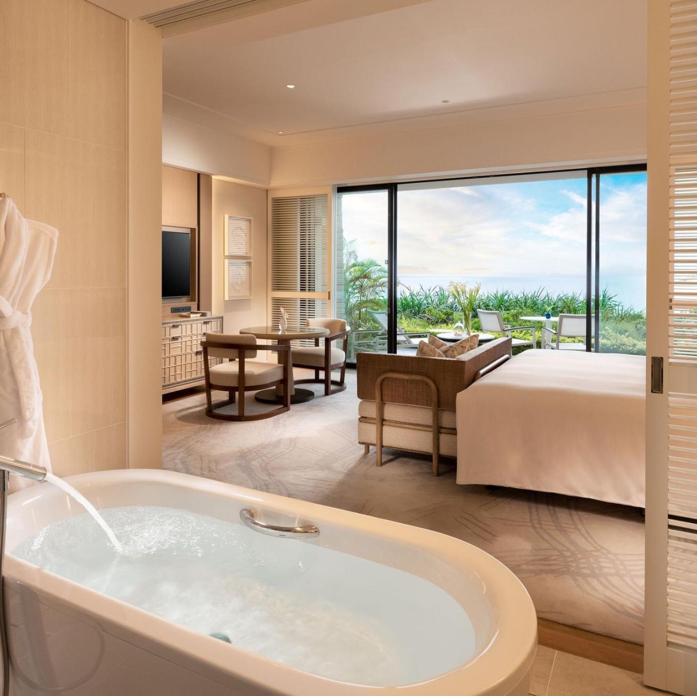 Halekulani Okinawa Hotel Онна Екстериор снимка