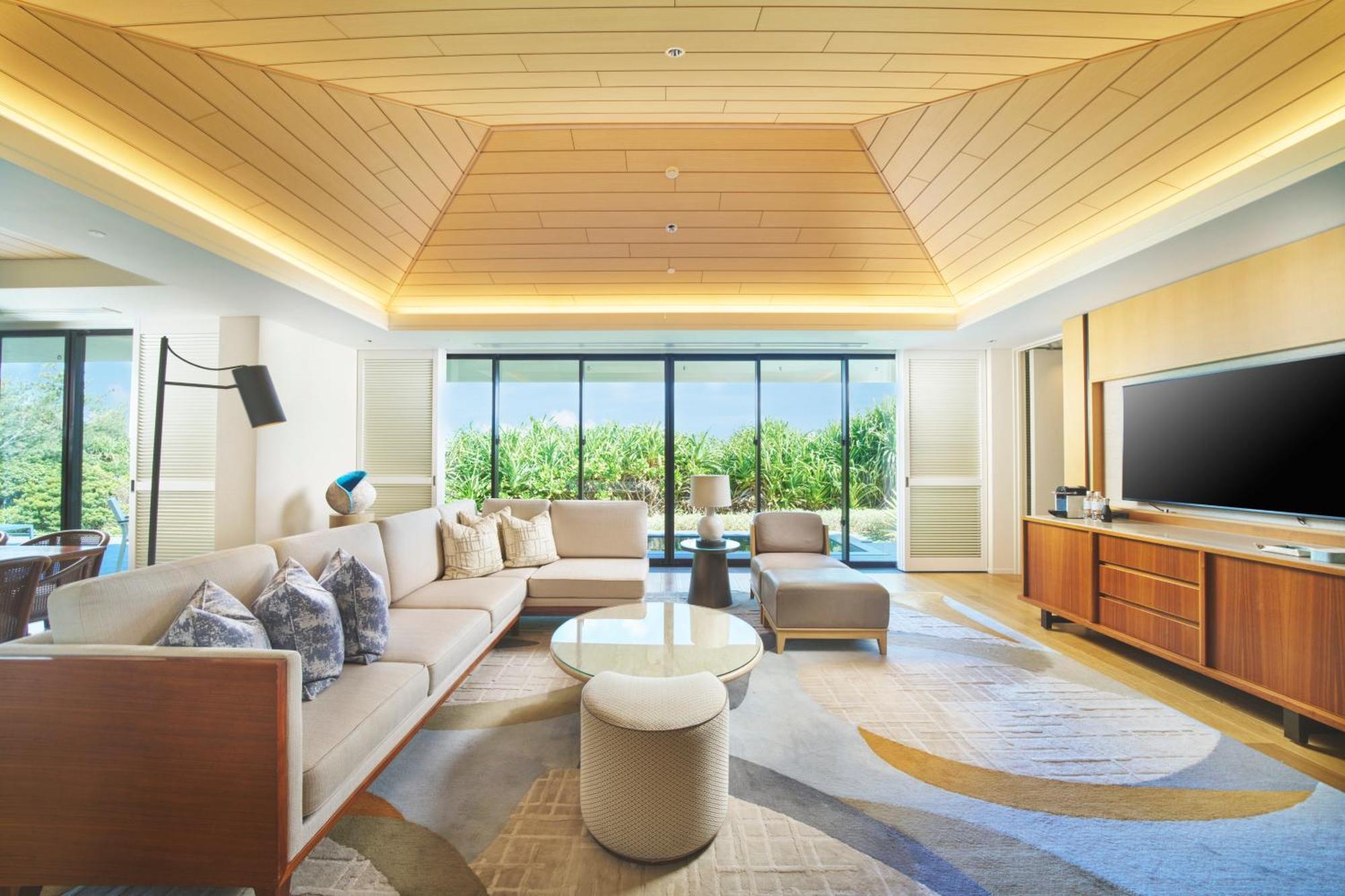 Halekulani Okinawa Hotel Онна Екстериор снимка