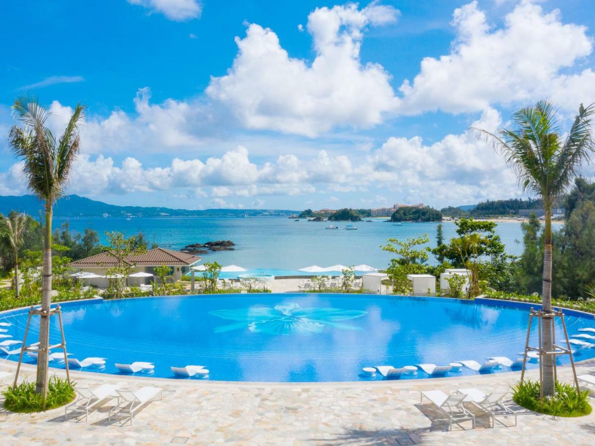 Halekulani Okinawa Hotel Онна Екстериор снимка