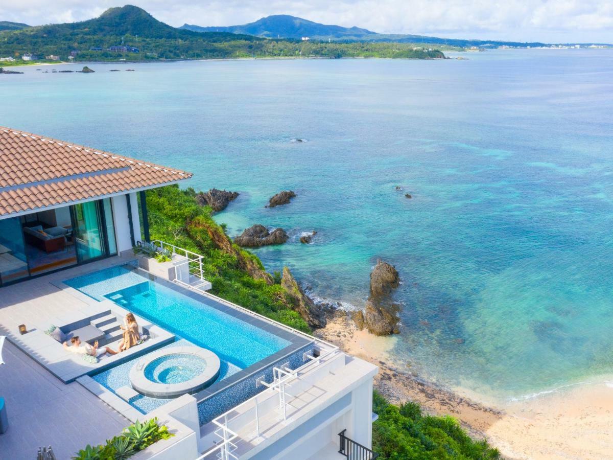 Halekulani Okinawa Hotel Онна Екстериор снимка