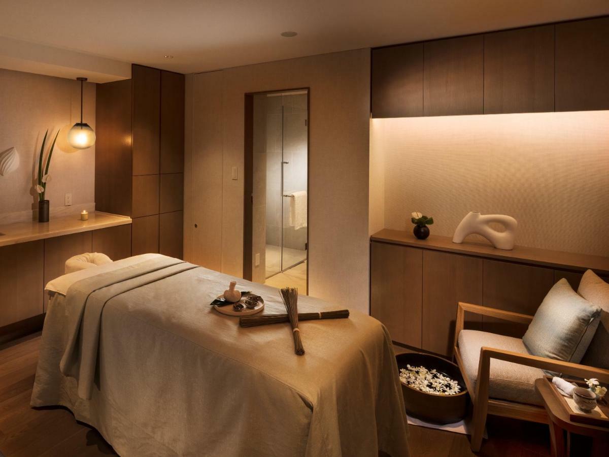 Halekulani Okinawa Hotel Онна Екстериор снимка